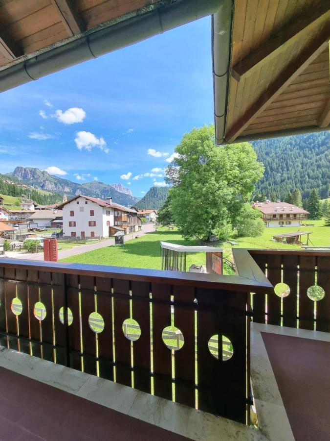 La Casa Del Mulino Apartamento Pozza di Fassa Exterior foto