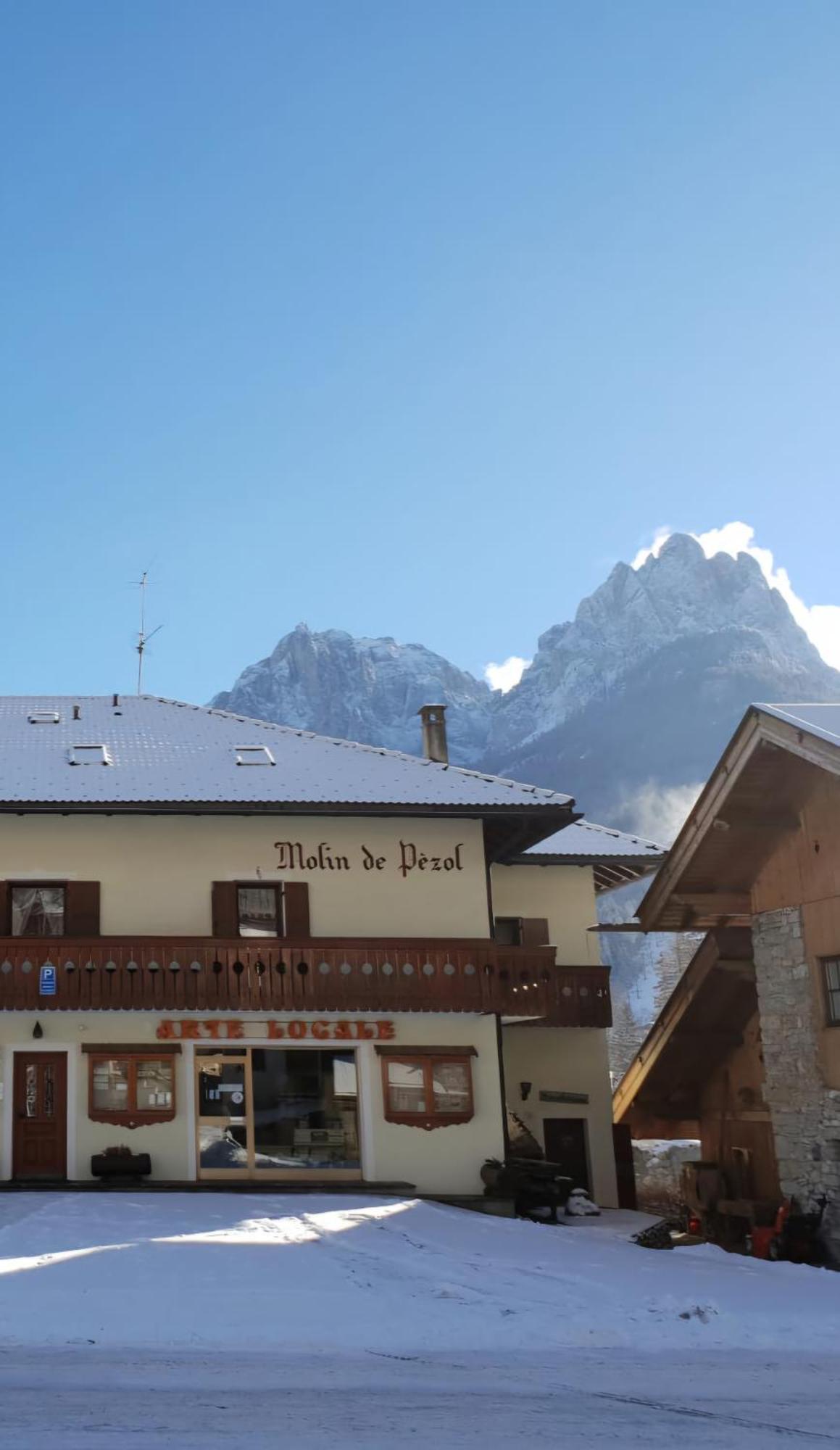 La Casa Del Mulino Apartamento Pozza di Fassa Exterior foto